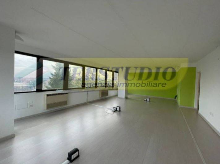 ufficio in affitto a Vaprio d'Adda