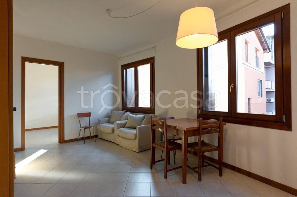 appartamento in affitto a Vignate