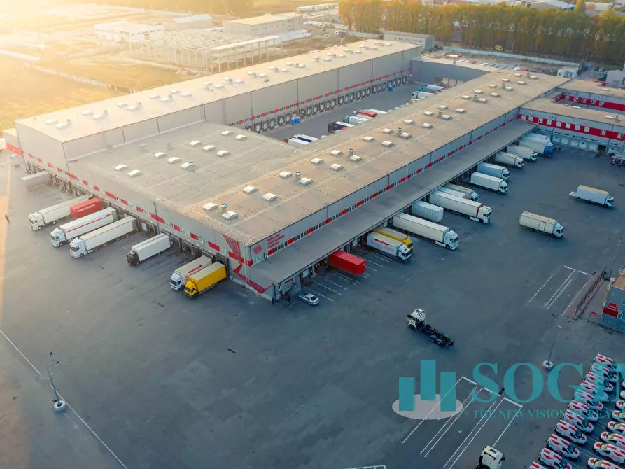 locale di sgombero in affitto a Vignate