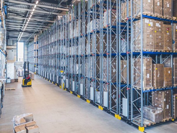 locale commerciale in affitto a Vignate