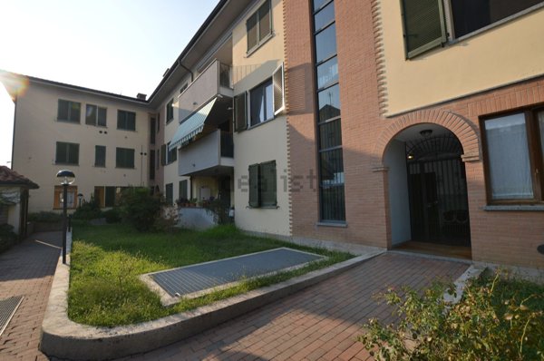 appartamento in affitto a Vignate in zona San Pedrino