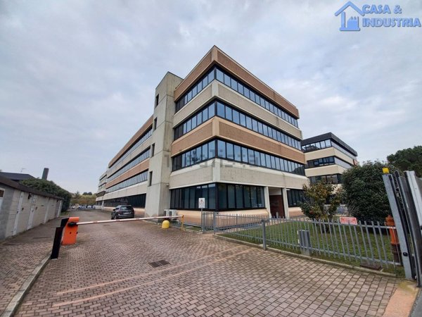 ufficio in affitto a Vimodrone