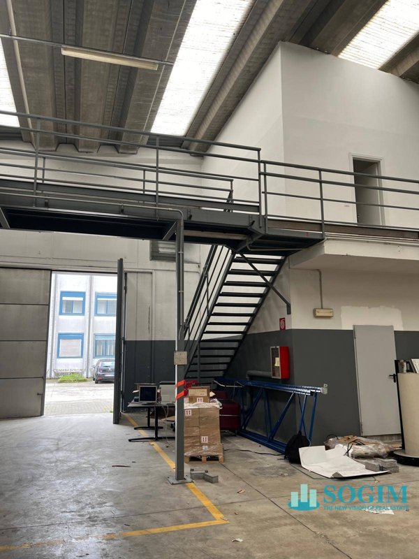 capannone in affitto a Vimodrone