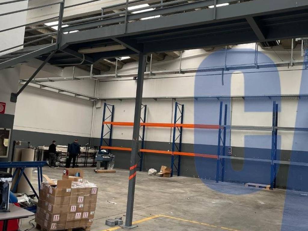 negozio in affitto a Vimodrone