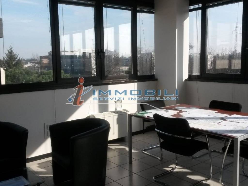 ufficio in affitto a Vimodrone