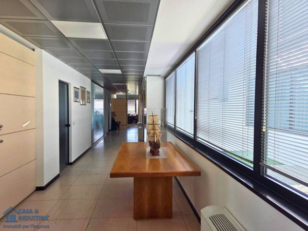 ufficio in affitto a Vimodrone