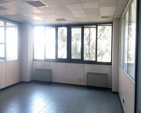 ufficio in affitto a Vimodrone in zona Gaggiolo