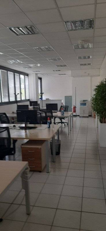 ufficio in affitto a Vimodrone in zona Gaggiolo