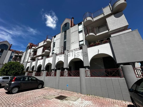 ufficio in affitto a Zibido San Giacomo