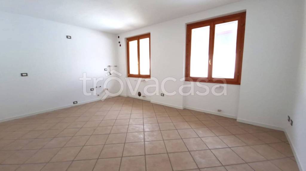 appartamento in affitto ad Adrara San Rocco