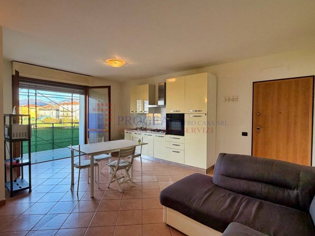 appartamento in affitto ad Albano Sant'Alessandro