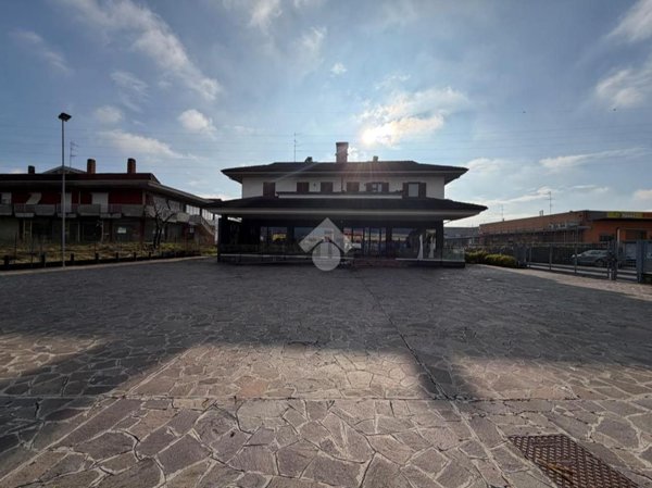 capannone in affitto ad Albano Sant'Alessandro