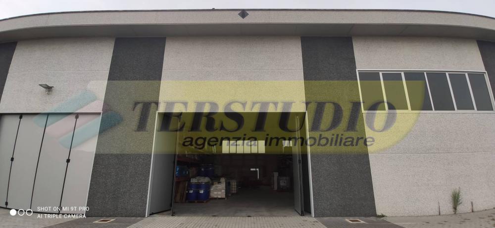 capannone in affitto ad Albano Sant'Alessandro