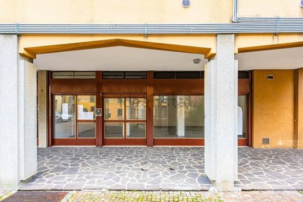 ufficio in affitto ad Albino