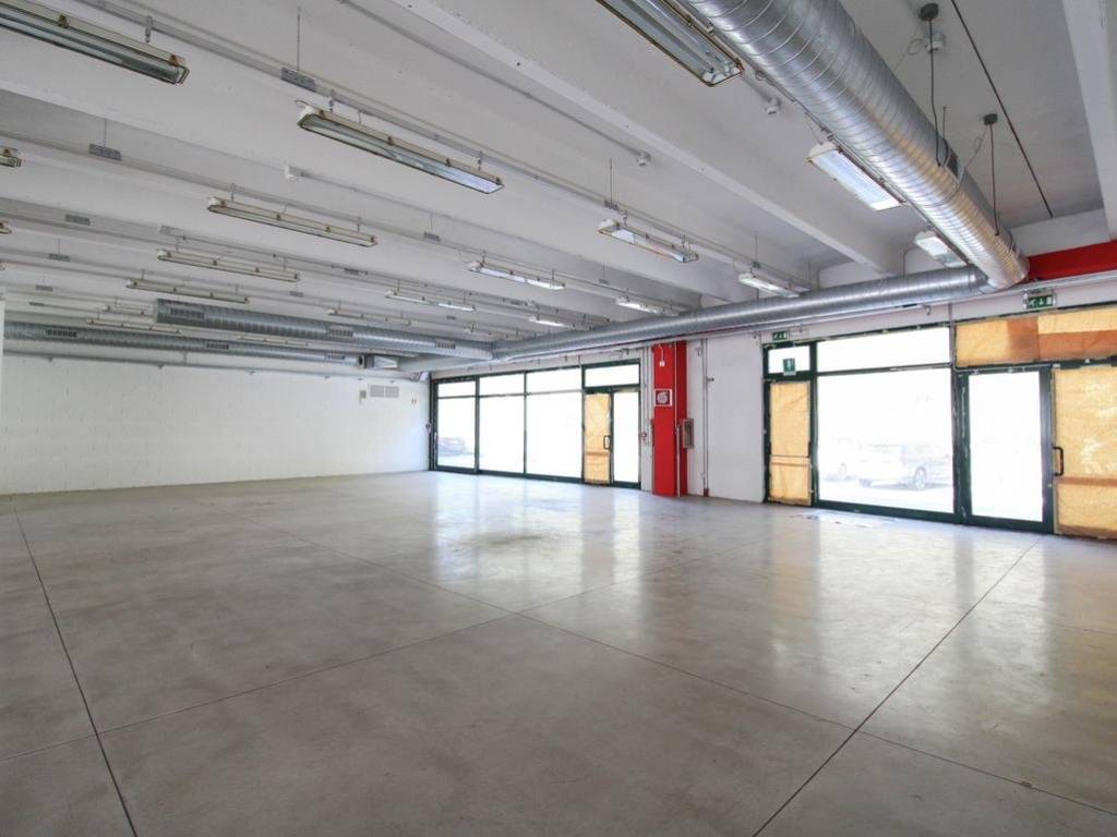 ufficio in affitto ad Albino