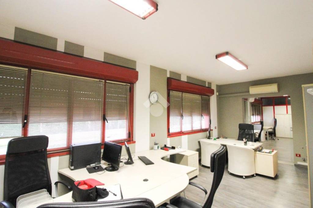 ufficio in affitto ad Almenno San Bartolomeo