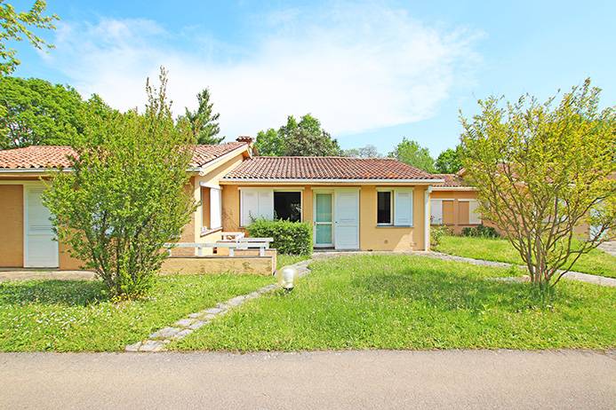 casa indipendente in affitto ad Almenno San Bartolomeo in zona Albenza