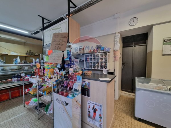 negozio in affitto ad Almenno San Bartolomeo