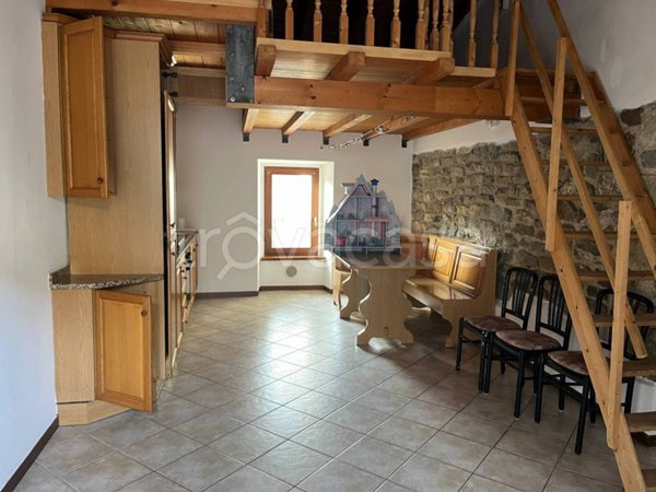 appartamento in affitto ad Almenno San Bartolomeo