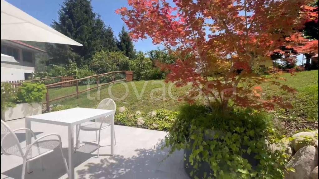 appartamento in affitto ad Almenno San Salvatore