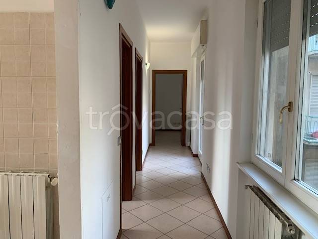 appartamento in affitto ad Alzano Lombardo