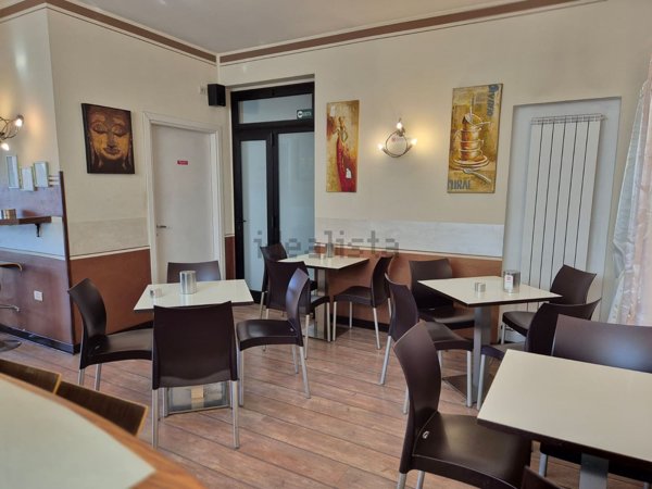 negozio in affitto ad Alzano Lombardo