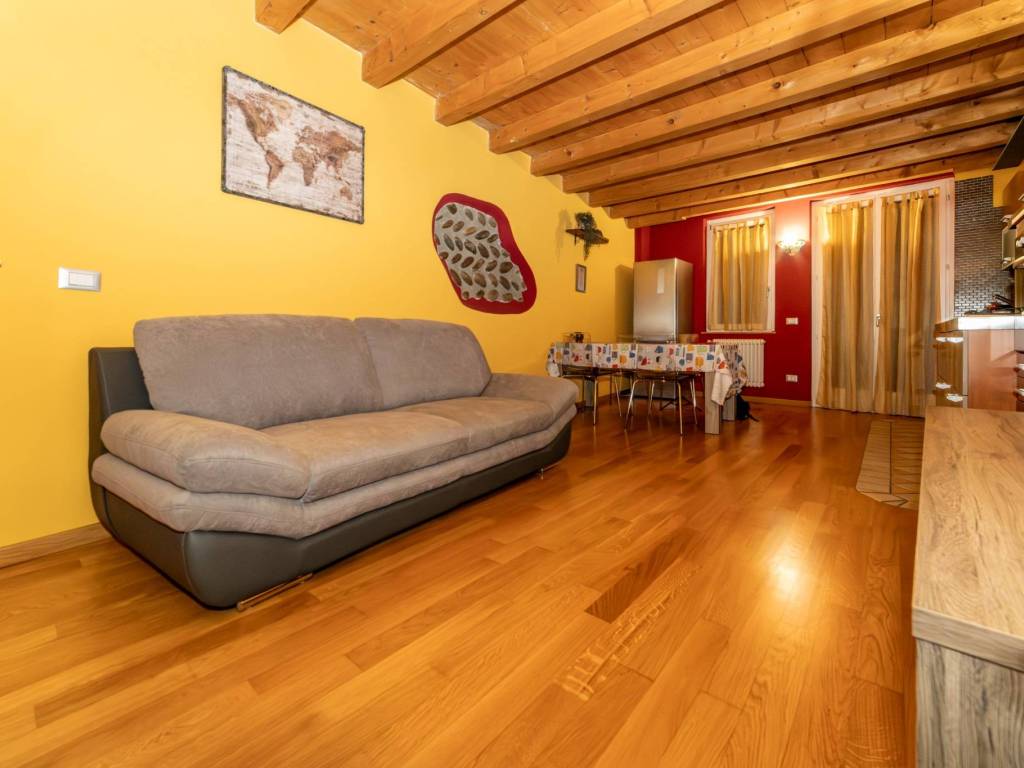 appartamento in affitto ad Alzano Lombardo