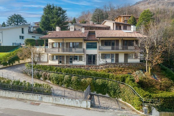 casa indipendente in affitto ad Alzano Lombardo