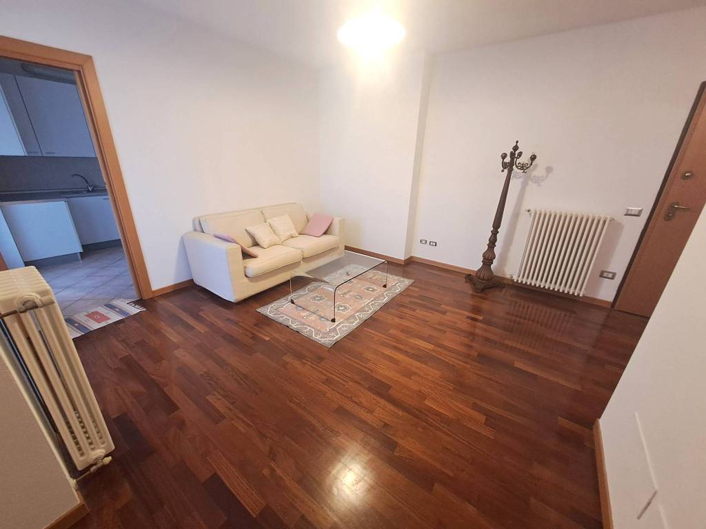 appartamento in affitto ad Alzano Lombardo