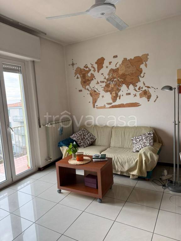 appartamento in affitto ad Alzano Lombardo