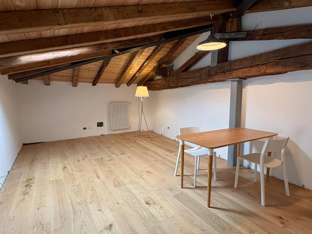 appartamento in affitto ad Alzano Lombardo