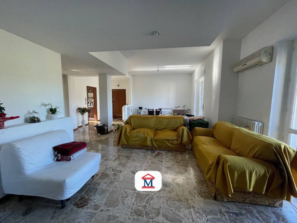 appartamento in affitto ad Alzano Lombardo
