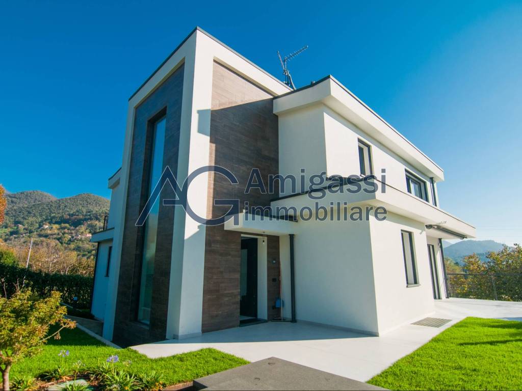casa indipendente in affitto ad Alzano Lombardo