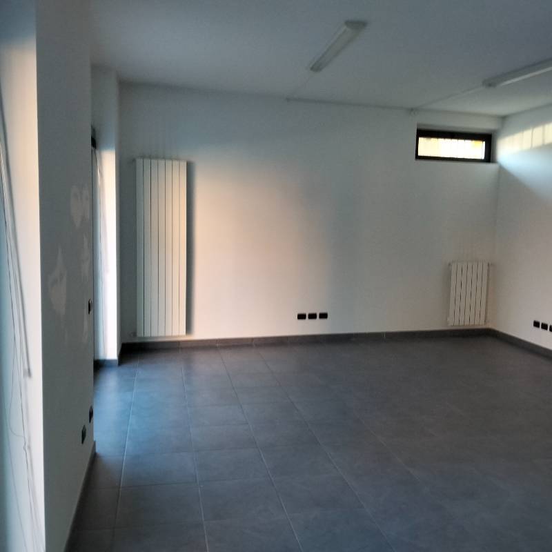 locale commerciale in affitto ad Arcene