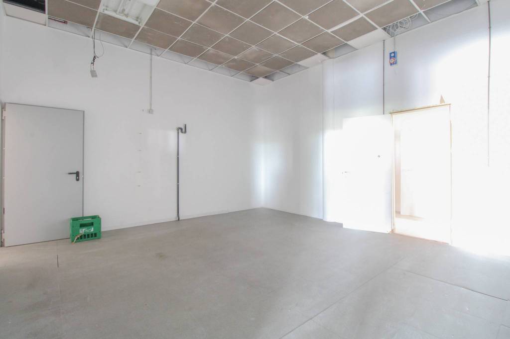 ufficio in affitto ad Arzago d'Adda