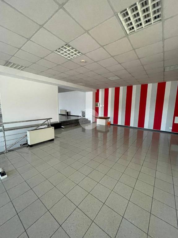 ufficio in affitto ad Azzano San Paolo