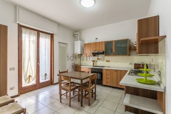 appartamento in affitto ad Azzano San Paolo