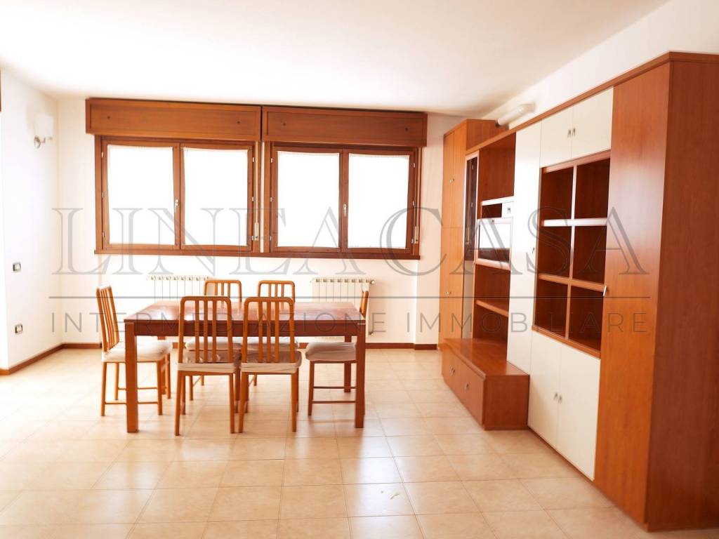 appartamento in affitto ad Azzano San Paolo