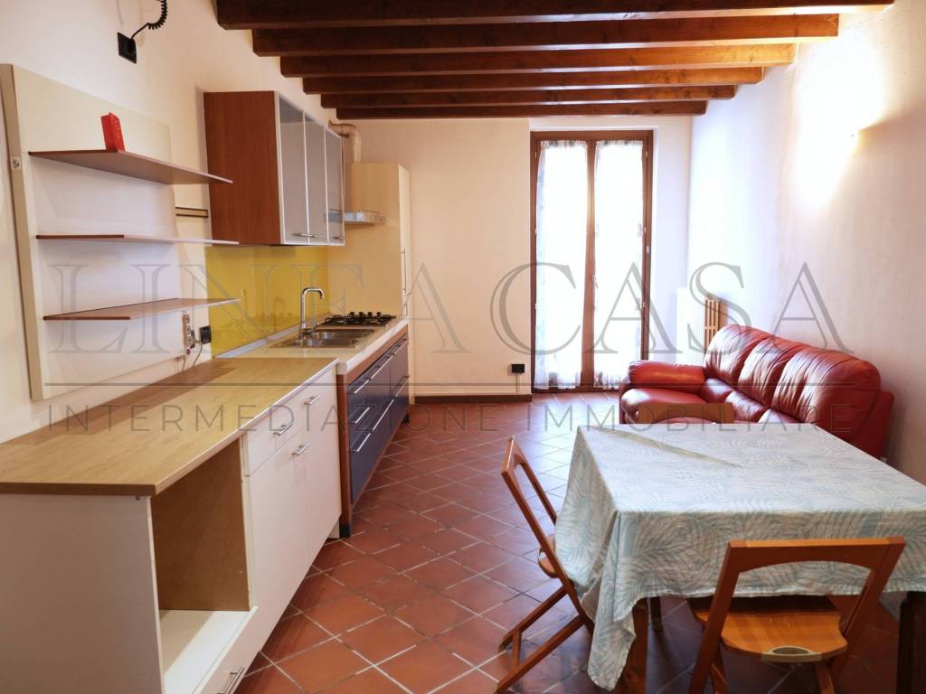 appartamento in affitto ad Azzano San Paolo