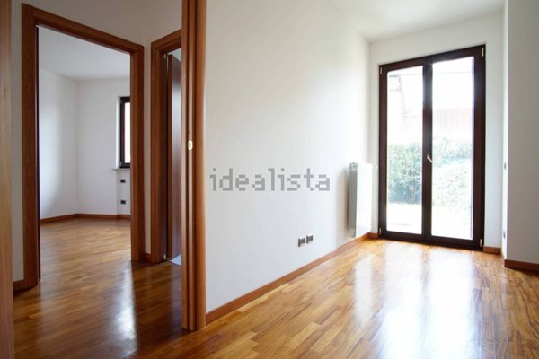 appartamento in affitto ad Azzano San Paolo