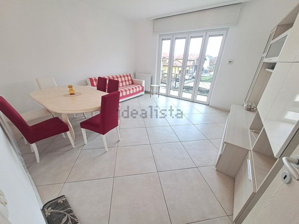 appartamento in affitto ad Azzano San Paolo