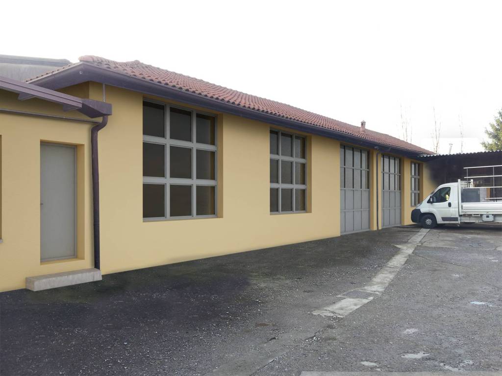 locale commerciale in affitto ad Azzano San Paolo