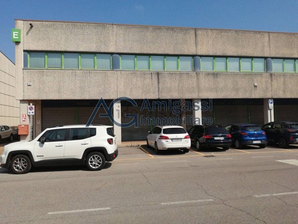 capannone in affitto a Bergamo in zona Malpensata