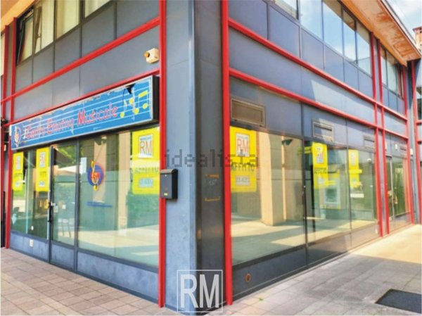 negozio in affitto a Bergamo in zona Longuelo