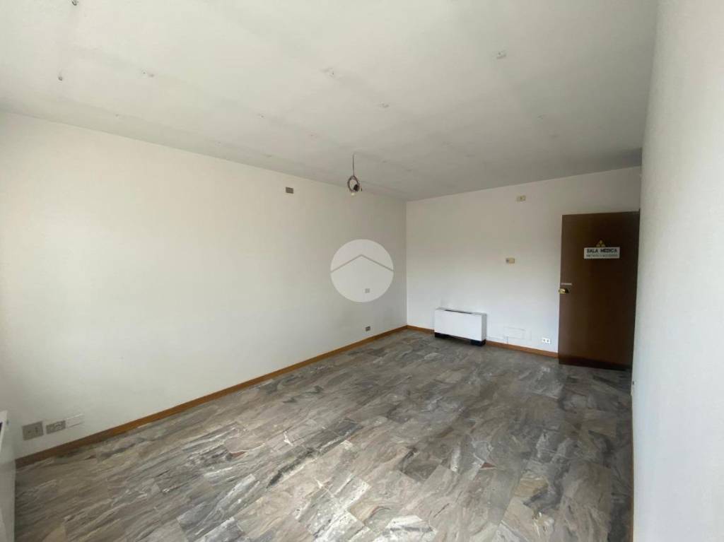 ufficio in affitto a Bergamo in zona Malpensata