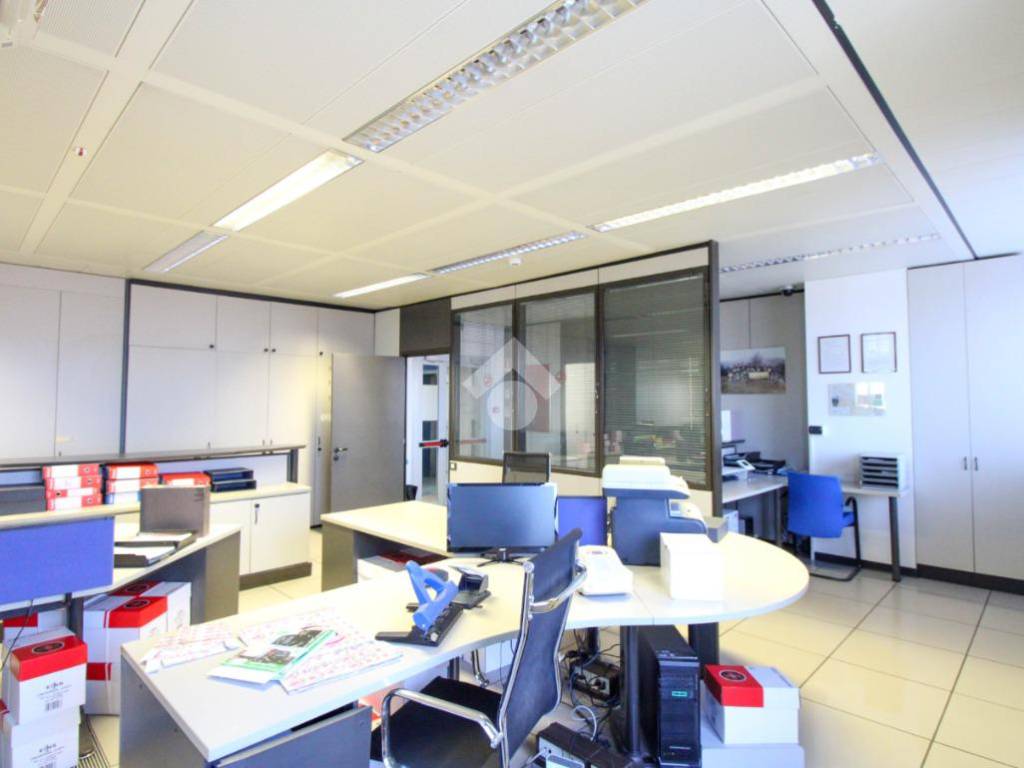 ufficio in affitto a Bergamo in zona Borgo Palazzo