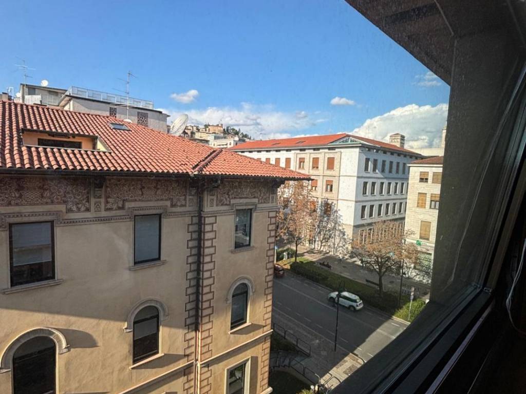 ufficio in affitto a Bergamo in zona Borgo Palazzo