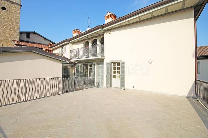 appartamento in affitto a Bergamo in zona Bergamo Centro