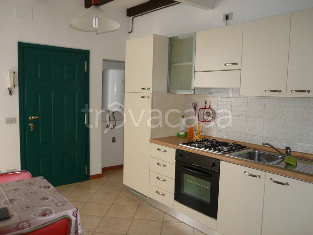 appartamento in affitto a Bergamo in zona Città Alta