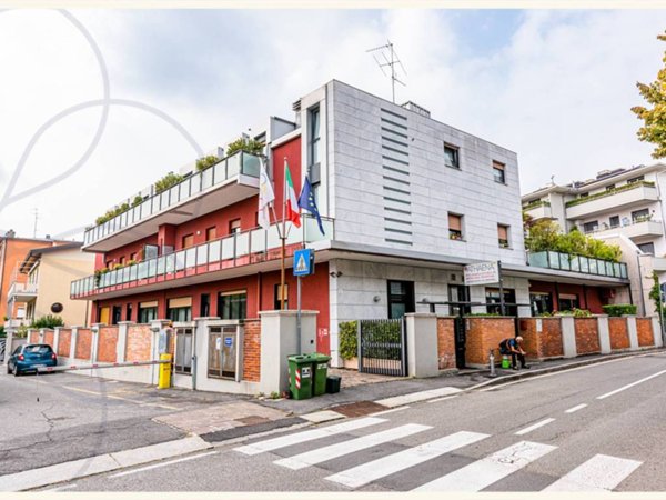 ufficio in affitto a Bergamo in zona Longuelo